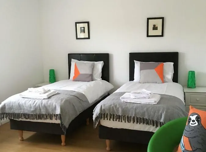 Vakantiehuis Annie's River Retreat Doochary